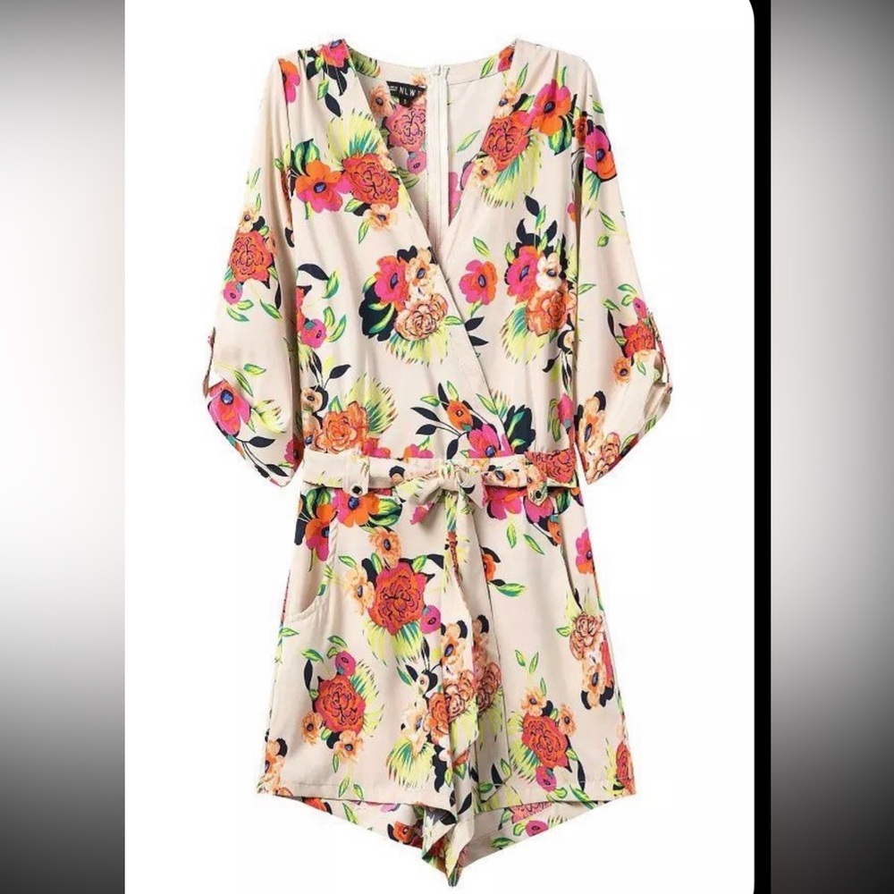 Goodnight Macaroon Floral Romper, size small